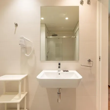 아파트 Guestready - Elias Garcia 리스본