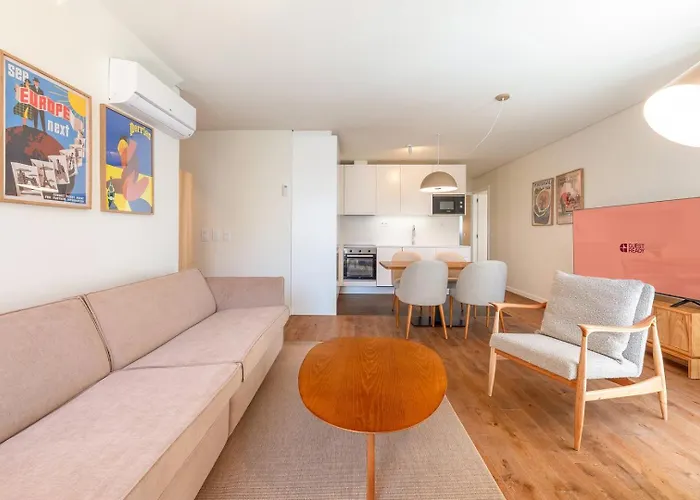 Guestready - Elias Garcia * Lisboa