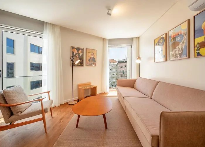 Guestready - Elias Garcia * Lisboa