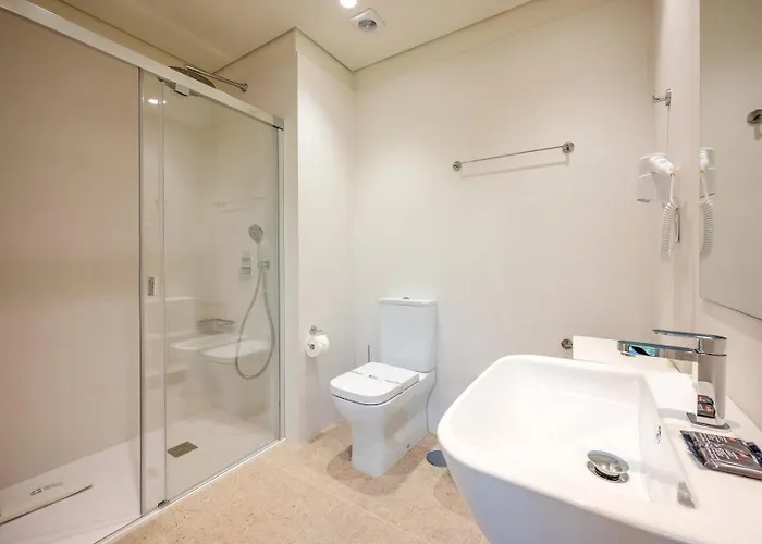 Guestready - Elias Garcia * Lisbon